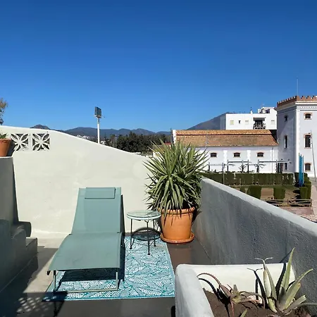 Romantic Rooftop With Stunning Sea And Mountain Views *