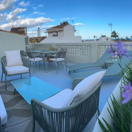 Romantic Rooftop With Stunning Sea And Mountain Views