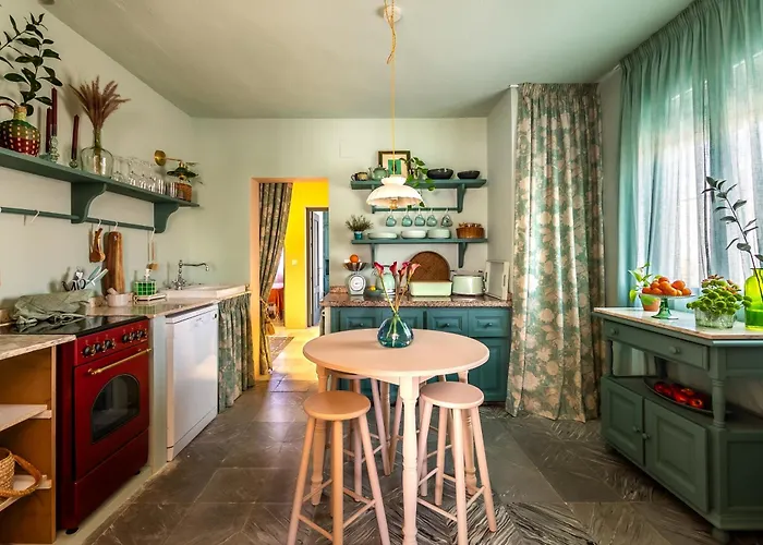 Romantic Rooftop With Stunning Sea And Mountain Views Daire Marbella