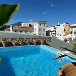 Romantic Rooftop With Stunning Sea And Mountain Views Apartment
