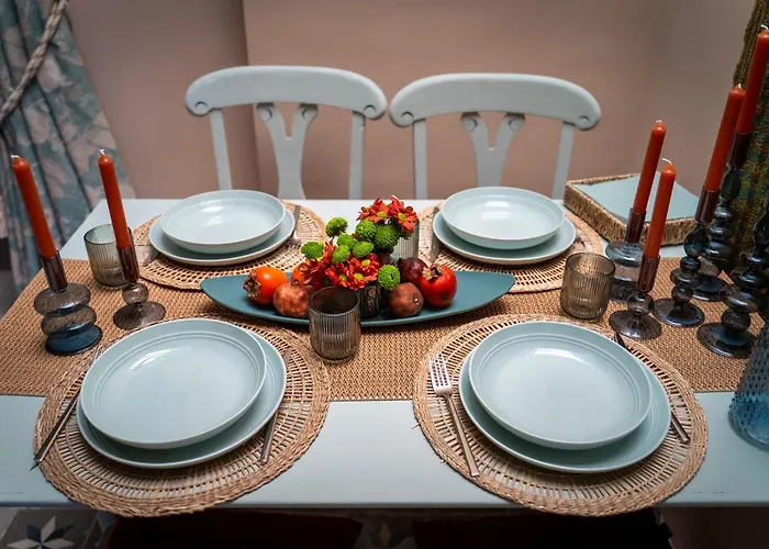 Apartmán Romantic Rooftop With Stunning Sea And Mountain Views *